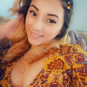 Meet your Posher, Stephanie